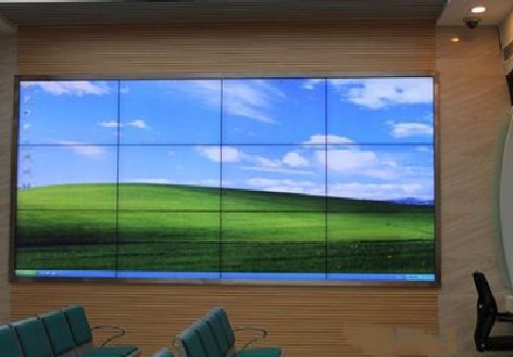 弥渡液晶拼接屏的另类用法。