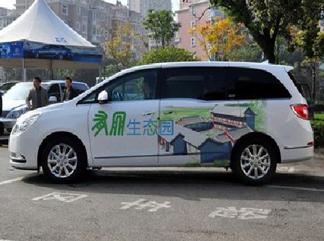 弥渡户外车贴喷绘如何保持效果?